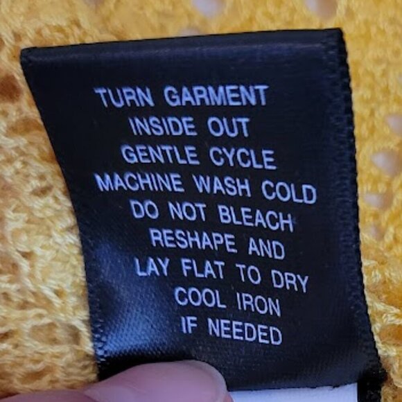 Torrid Open Stitch Cold Shoulder Yellow Dolman Sweater Sz 1X - Picture 11 of 13